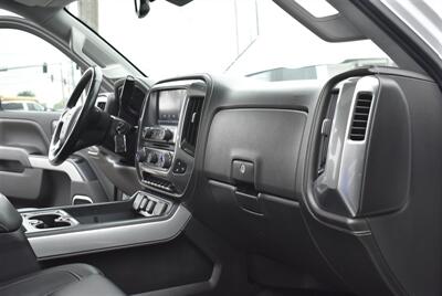 2015 Chevrolet Silverado 2500 LTZ  LVLED DIESEL WITH GOODIES  TRUCK 4X4 LOADED - Photo 30 - Gresham, OR 97030