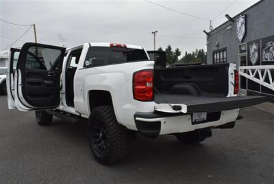 2015 Chevrolet Silverado 2500 LTZ  LVLED DIESEL WITH GOODIES  TRUCK 4X4 LOADED - Photo 33 - Gresham, OR 97030