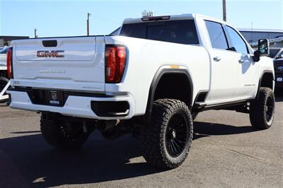 2022 GMC Sierra 3500 Denali  LIFTED DIESEL TRUCK 4X4 LOADED - Photo 5 - Gresham, OR 97030