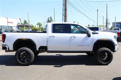 2025 GMC Sierra 3500 Denali Ultimate LIFTED DIESEL TRUCK 4X4 LOADED - Photo 6 - Gresham, OR 97030
