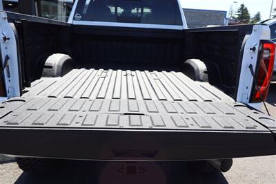 2025 GMC Sierra 3500 Denali Ultimate LIFTED DIESEL TRUCK 4X4 LOADED - Photo 16 - Gresham, OR 97030