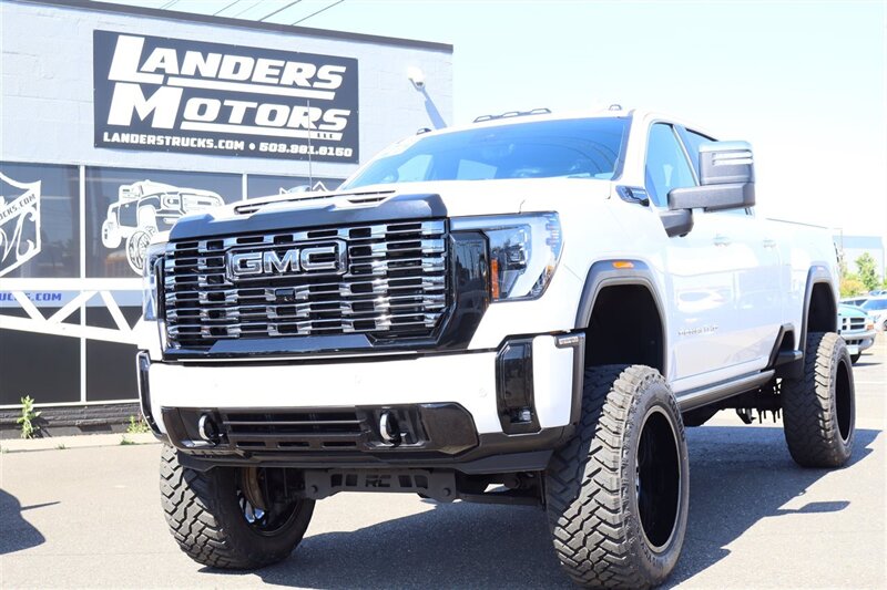 2025 GMC Sierra 3500 Denali Ultimate  LIFTED DIESEL TRUCK 4X4 LOADED - Photo 1 - Gresham, OR 97030