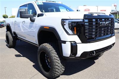 2025 GMC Sierra 3500 Denali Ultimate LIFTED DIESEL TRUCK 4X4 LOADED - Photo 7 - Gresham, OR 97030