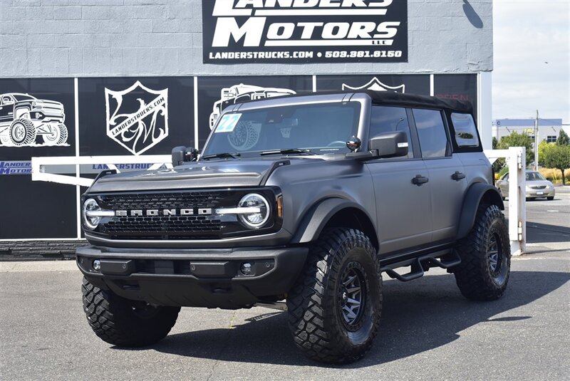 2022 Ford Bronco Wildtrak Advanced LIFTED 37S ON 17 " RIMS LOADED - Photo 1 - Gresham, OR 97030