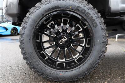 2024 Ford F-350 Platinum  LIFTED DIESEL TRUCK 4X4 LOADED - Photo 10 - Gresham, OR 97030