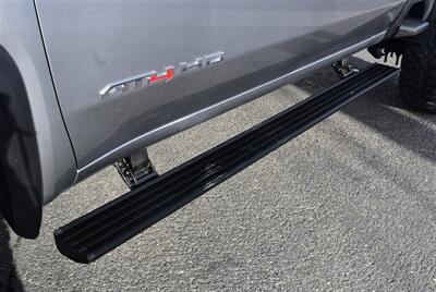 2025 GMC Sierra 3500 AT4  LIFTED DIESEL TRUCK 4X4 LOADED - Photo 13 - Gresham, OR 97030