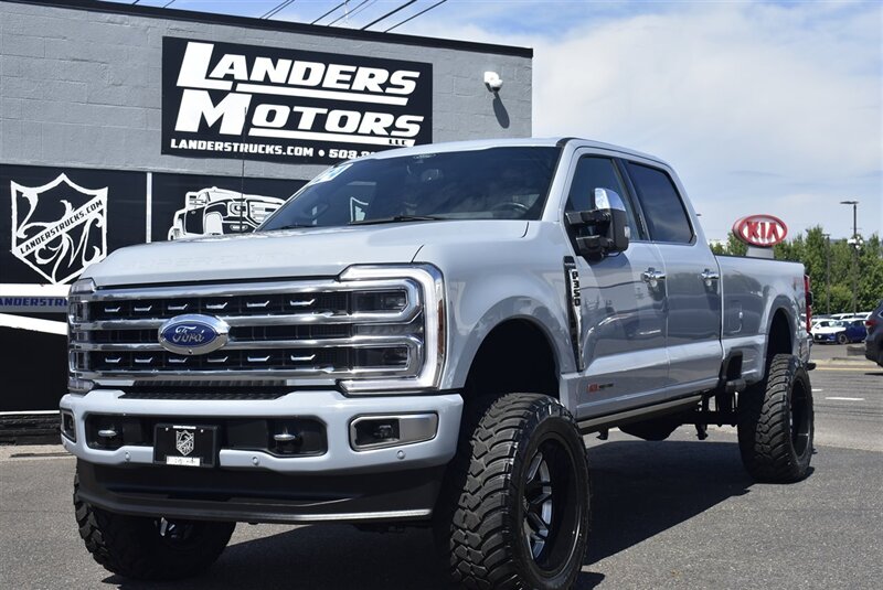 2024 Ford F-350 Platinum LIFTED LONG BED DIESEL 4X4 LOADED - Photo 1 - Gresham, OR 97030