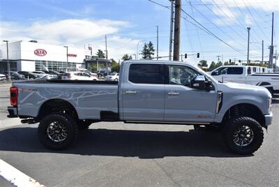 2024 Ford F-350 Platinum  LIFTED LONG BED DIESEL 4X4 LOADED - Photo 6 - Gresham, OR 97030