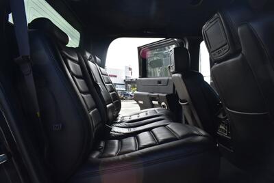 2006 Hummer H2 SUT  BLACK ON BLACK 35 " TIRES CUSTOM STEREO - Photo 21 - Gresham, OR 97030