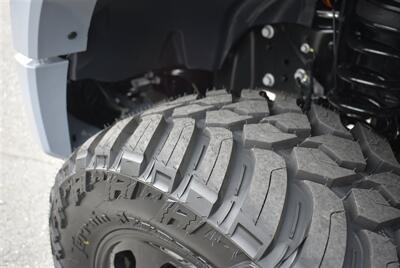 2025 Ford F-450 Super Duty Platinum  450 LIFTED DIESEL 22 " RIMS 37 " TIRES - Photo 11 - Gresham, OR 97030