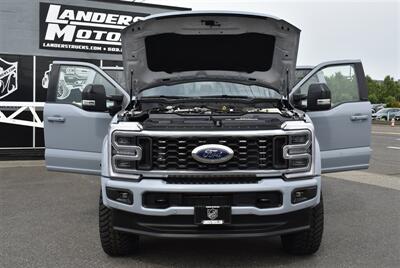 2025 Ford F-450 Super Duty Platinum  450 LIFTED DIESEL 22 " RIMS 37 " TIRES - Photo 43 - Gresham, OR 97030
