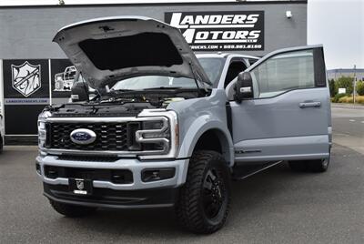 2025 Ford F-450 Super Duty Platinum  450 LIFTED DIESEL 22 " RIMS 37 " TIRES - Photo 35 - Gresham, OR 97030