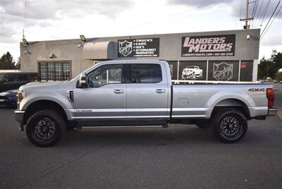 2022 Ford F-350 Lariat  LIFTED LONG BED DIESEL 4X4 LOADED - Photo 2 - Gresham, OR 97030