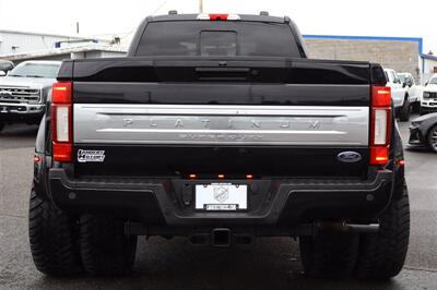 2021 Ford F-450 Super Duty Platinum  F-450 LVLED ON 22 " FORGED RIMS AND 37 " TIRES LOADED - Photo 4 - Gresham, OR 97030