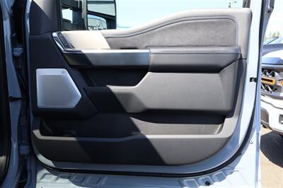 2026 Ford F-350 PLATINUM  GLACIER GREY LVLED DUALLY DIESEL TRUCK 4X4 LOADED - Photo 33 - Gresham, OR 97030