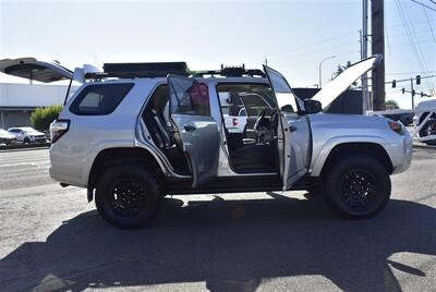 2018 Toyota 4Runner SR5 Premium  ROOF RACK 4X4 CLEAN TITEL - Photo 38 - Gresham, OR 97030