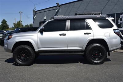 2018 Toyota 4Runner SR5 Premium  ROOF RACK 4X4 CLEAN TITEL - Photo 2 - Gresham, OR 97030
