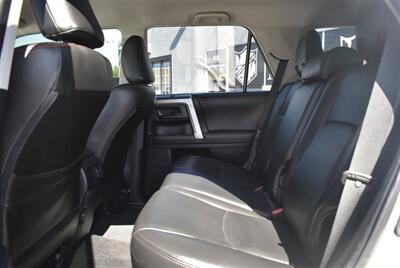 2018 Toyota 4Runner SR5 Premium  ROOF RACK 4X4 CLEAN TITEL - Photo 24 - Gresham, OR 97030