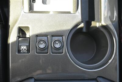 2018 Toyota 4Runner SR5 Premium  ROOF RACK 4X4 CLEAN TITEL - Photo 21 - Gresham, OR 97030