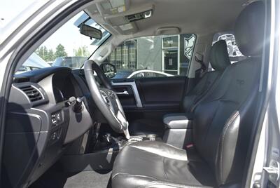2018 Toyota 4Runner SR5 Premium  ROOF RACK 4X4 CLEAN TITEL - Photo 13 - Gresham, OR 97030