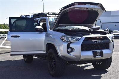 2018 Toyota 4Runner SR5 Premium  ROOF RACK 4X4 CLEAN TITEL - Photo 39 - Gresham, OR 97030