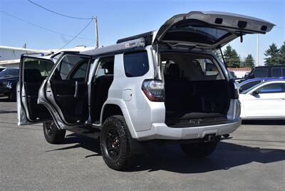 2018 Toyota 4Runner SR5 Premium  ROOF RACK 4X4 CLEAN TITEL - Photo 34 - Gresham, OR 97030