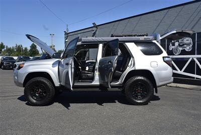 2018 Toyota 4Runner SR5 Premium  ROOF RACK 4X4 CLEAN TITEL - Photo 33 - Gresham, OR 97030
