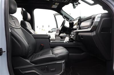 2025 Ford F-350 Platinum GLACIER GREY LIFTED DIESEL TRUCK 4X4 LOADED - Photo 30 - Gresham, OR 97030