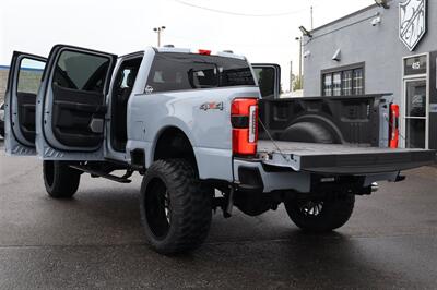 2025 Ford F-350 Platinum GLACIER GREY LIFTED DIESEL TRUCK 4X4 LOADED - Photo 34 - Gresham, OR 97030