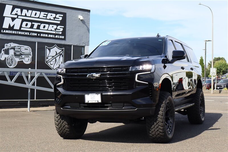 2023 Chevrolet Suburban RST 3.0 DIESEL  LIFTED DIESEL TRUCK 4X4 LOADED