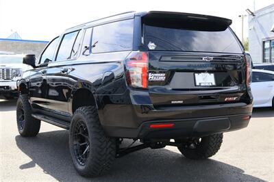 2023 Chevrolet Suburban RST 3.0 DIESEL LIFTED DIESEL TRUCK 4X4 LOADED - Photo 3 - Gresham, OR 97030