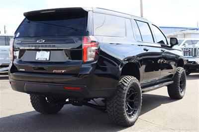 2023 Chevrolet Suburban RST 3.0 DIESEL LIFTED DIESEL TRUCK 4X4 LOADED - Photo 6 - Gresham, OR 97030