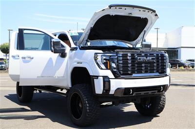 2024 GMC Sierra 3500 Denali Ultimate LIFTED DIESEL TRUCK 4X4 LOADED - Photo 45 - Gresham, OR 97030