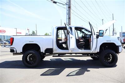 2024 GMC Sierra 3500 Denali Ultimate LIFTED DIESEL TRUCK 4X4 LOADED - Photo 44 - Gresham, OR 97030