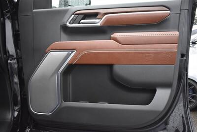 2024 GMC Sierra 3500 Denali Ultimate  LIFTED DIESEL TRUCK 4X4 LOADED - Photo 47 - Gresham, OR 97030