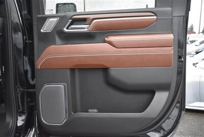 2024 GMC Sierra 3500 Denali Ultimate  LIFTED DIESEL TRUCK 4X4 LOADED - Photo 46 - Gresham, OR 97030