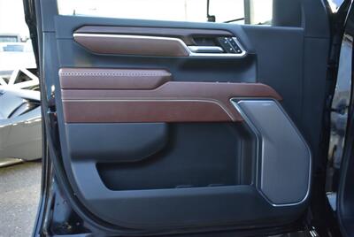 2024 GMC Sierra 3500 Denali Ultimate  LIFTED DIESEL TRUCK 4X4 LOADED - Photo 13 - Gresham, OR 97030