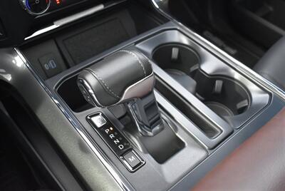 2023 Ford F-150 Lariat  LIFTED ECO BOOST 3.6L 37 " TIRES LOADED - Photo 23 - Gresham, OR 97030