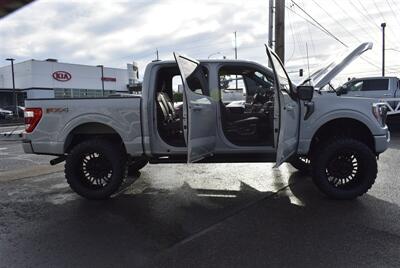2023 Ford F-150 Lariat  LIFTED ECO BOOST 3.6L 37 " TIRES LOADED - Photo 38 - Gresham, OR 97030