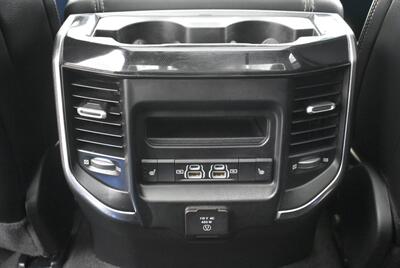 2022 RAM 1500 Laramie  LIFTED BIG SCREEN LOW MILES LOADED - Photo 25 - Gresham, OR 97030
