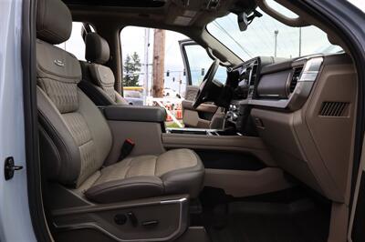 2026 Ford F-450 Super Duty PLATINUM PLUS  LVLED HI OUTPUT PLATIMUN PLUS 22 AND 37 LOADED - Photo 30 - Gresham, OR 97030