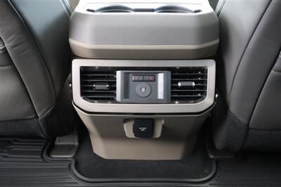 2026 Ford F-450 Super Duty PLATINUM PLUS  LVLED HI OUTPUT PLATIMUN PLUS 22 AND 37 LOADED - Photo 25 - Gresham, OR 97030