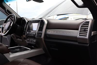 2017 Ford F-350 Platinum  LIFTED DIESEL TRUCK 4X4 LOADED - Photo 29 - Gresham, OR 97030