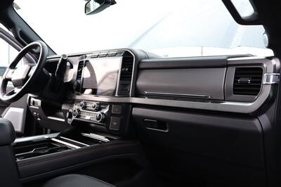 2024 Ford F-350 Platinum  LIFTED DIESEL TRUCK 4X4 LOADED - Photo 29 - Gresham, OR 97030