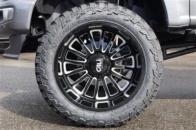 2024 Ford F-350 Platinum  LIFTED DIESEL TRUCK 4X4 LOADED - Photo 10 - Gresham, OR 97030