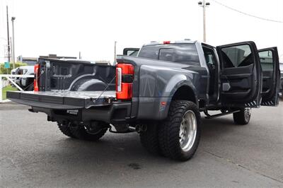 2026 Ford F-450 Super Duty PLATINUM  LIFTED ON 24 " AMERICAN FORCE RIMS AND 37 " TIRES LOADED - Photo 37 - Gresham, OR 97030