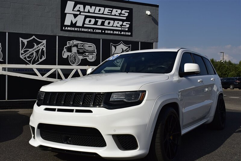 2020 Jeep Grand Cherokee Trackhawk 6.2L SUPER CHARGED LOADED - Photo 1 - Gresham, OR 97030