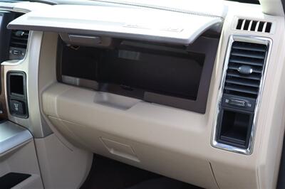 2017 RAM 1500 Laramie  4X4 5.7L 1500 LEATHER LOADED - Photo 33 - Gresham, OR 97030
