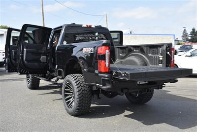 2024 Ford F-350 Platinum  LIFTED DIESEL TRUCK 4X4 LOADED - Photo 38 - Gresham, OR 97030