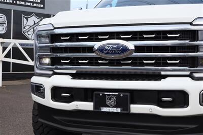 2023 Ford F-350 Platinum LIFTED DIESEL TRUCK 4X4 LOADED - Photo 9 - Gresham, OR 97030